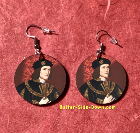 Richard III earrings