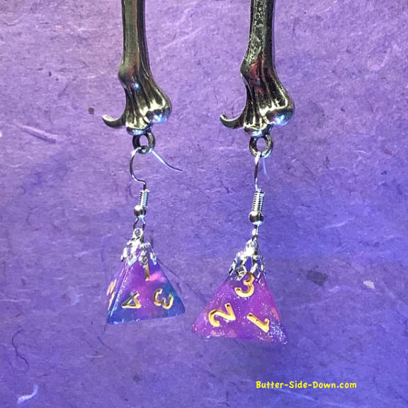 Tetrahedron Fushia Blue earrings