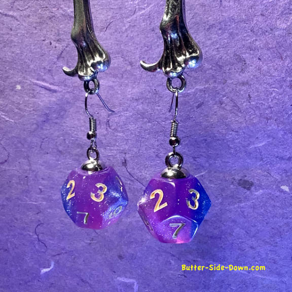 Earrings 12 Sided Dodecahedron Fushia Blue